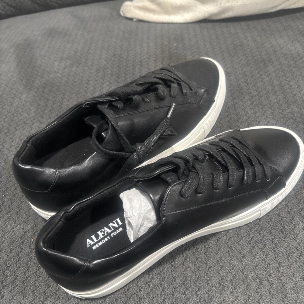 NAME YOUR PRICE 💥 Alfani sneakers
